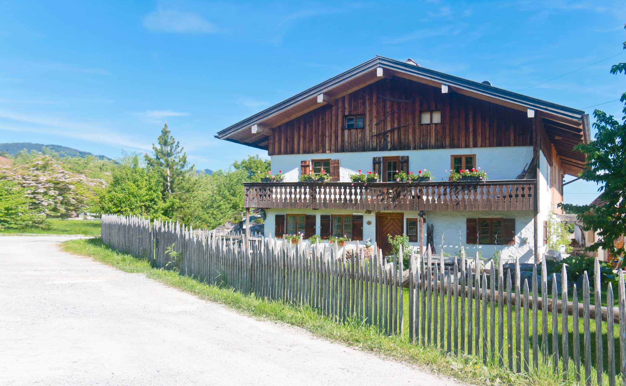 Waldland Klassische Haustüren - Handwerk in meisterlicher Qualität